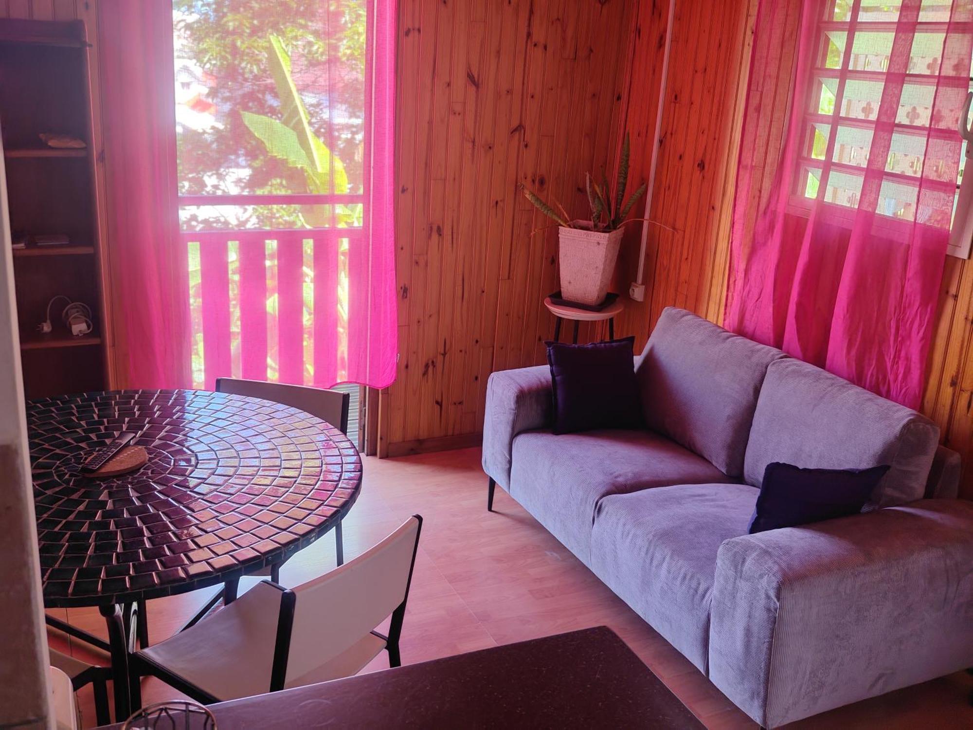 Appartement Idealement Situe Saint-Denis Exterior foto